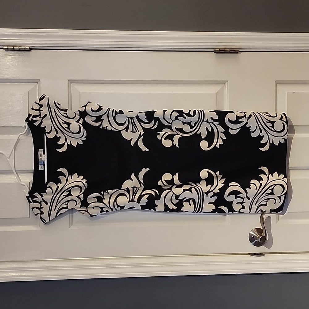 Maggy London Knit B&W Dress